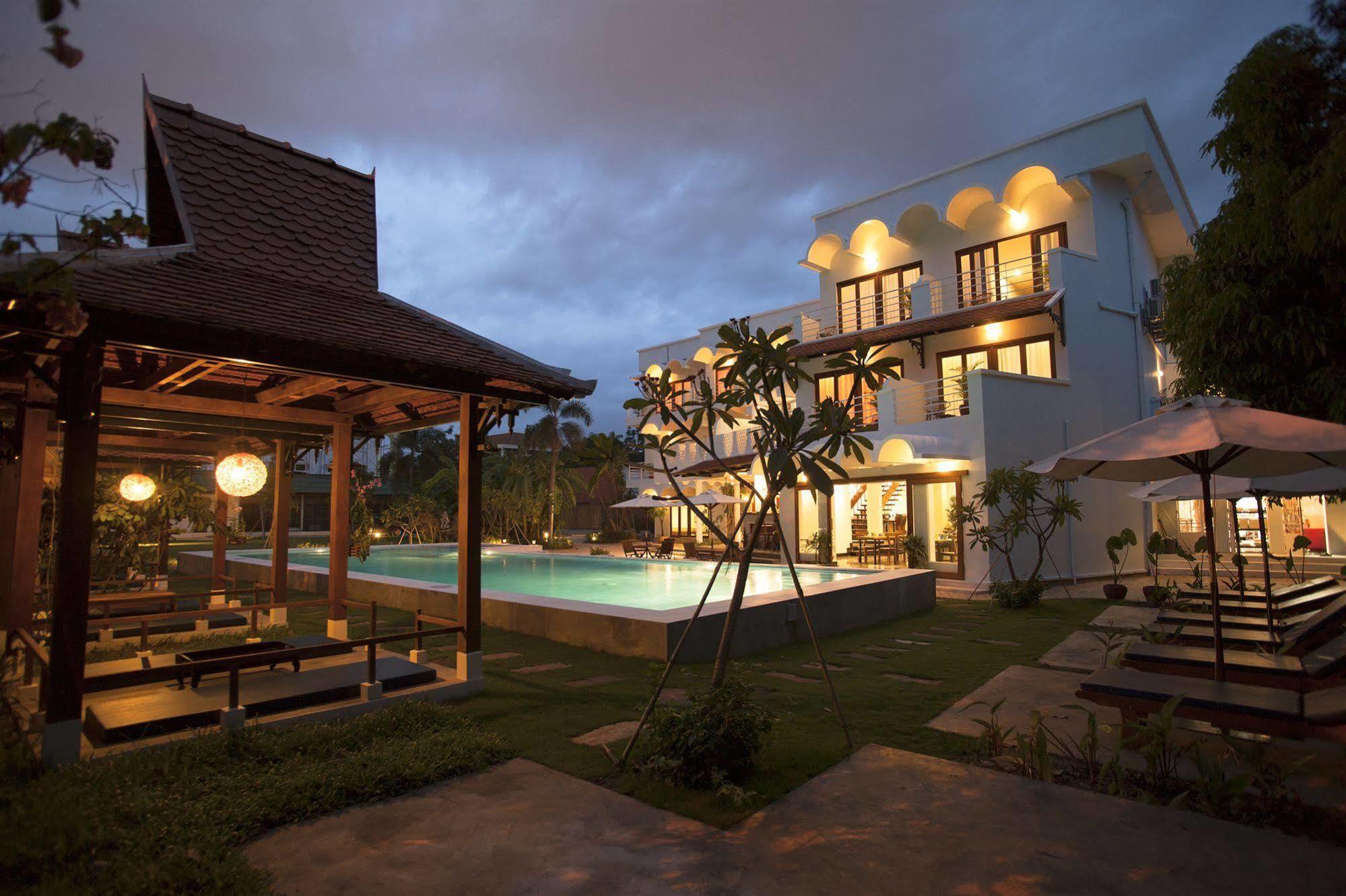 Iroha Garden & 4* Phnom Penh